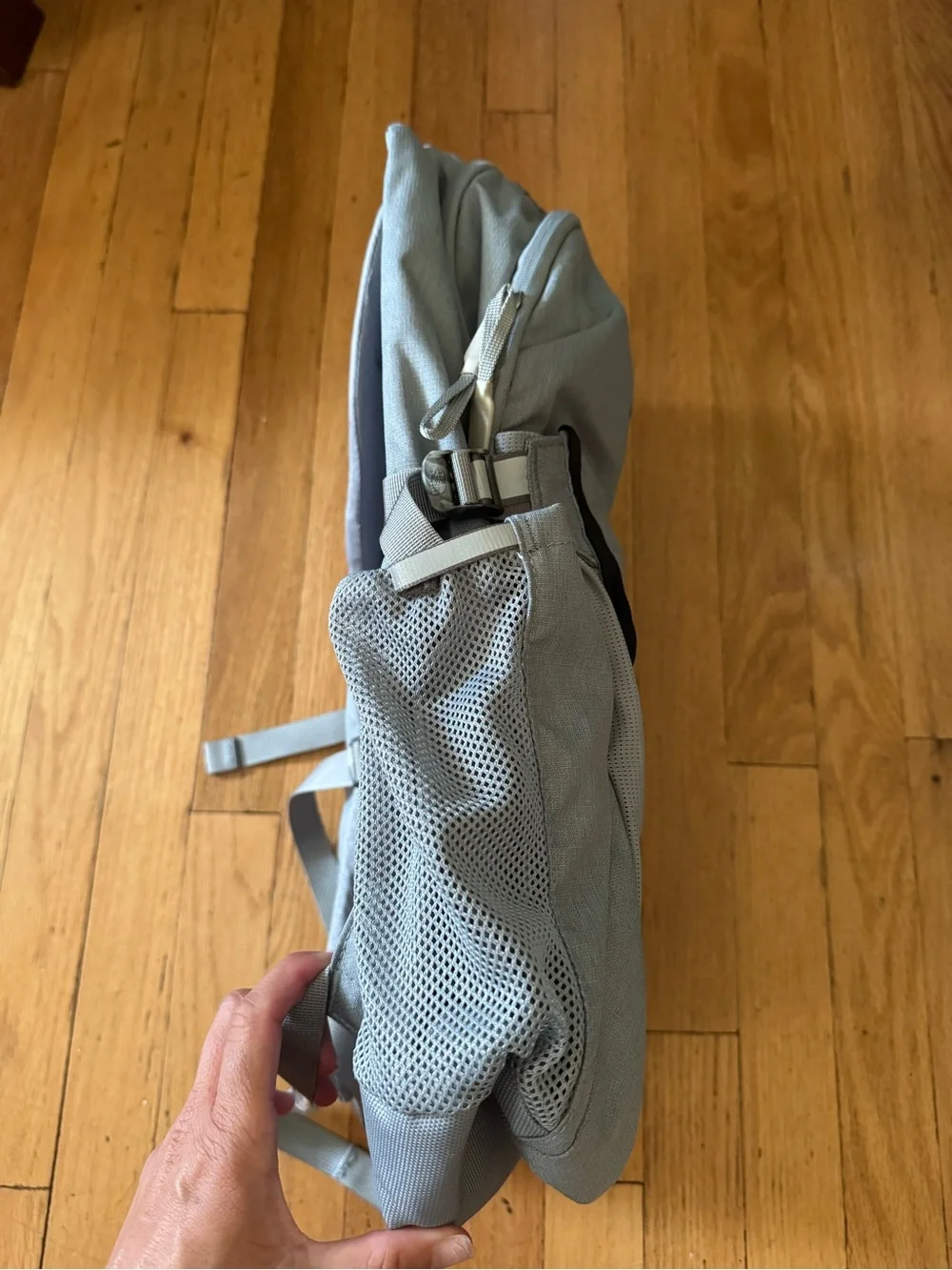 The North Face Pivoter Backpack - Light Gray